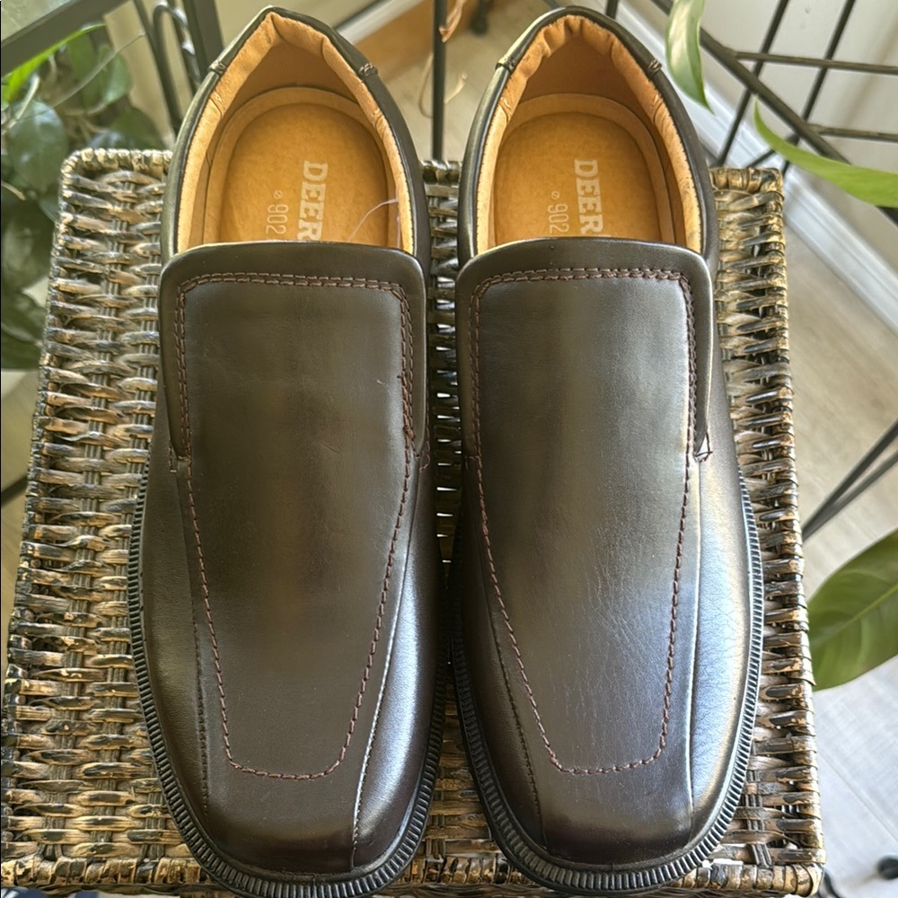 Deer Stags‎ Brown Leather Slip-On Loafers Moccasin Style Men’s size 11 wide
